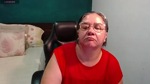 Snapshot of scaelettdubois chatting on 2, 7, 2026 scaelettdubois online show from 2, 7, 2026