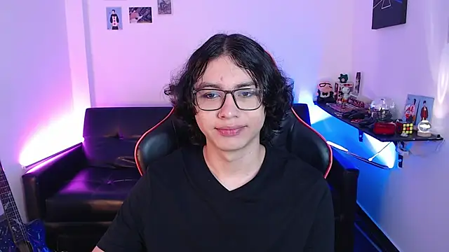 Snapshot of malik_harrison__ chatting on 25, 12, 2024 malik harrison   online show from 25, 12, 2024