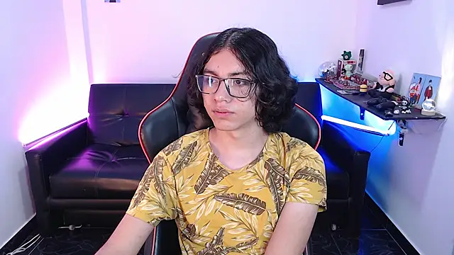 Snapshot of malik_harrison__ chatting on 9, 1, 2025 malik harrison   online show from 9, 1, 2025