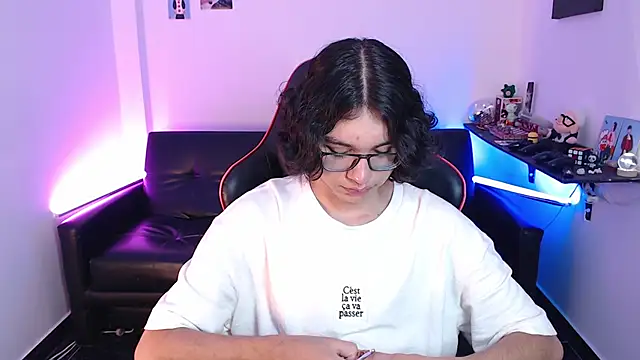 Snapshot of malik_harrison__ chatting on 10, 1, 2025 malik harrison   online show from 10, 1, 2025