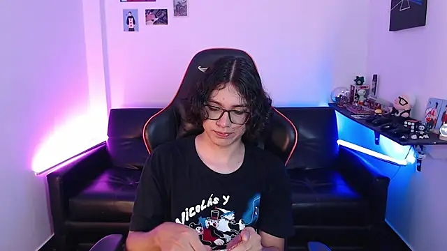 Snapshot of malik_harrison__ chatting on 14, 1, 2025 malik harrison   online show from 14, 1, 2025