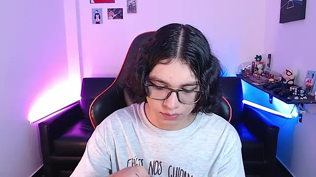 Snapshot of malik_harrison__ chatting on 15, 1, 2025 malik harrison   online show from 15, 1, 2025