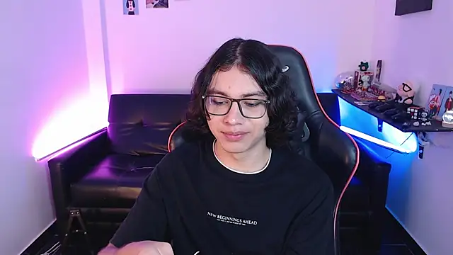 Snapshot of malik_harrison__ chatting on 17, 1, 2025 malik harrison   online show from 17, 1, 2025