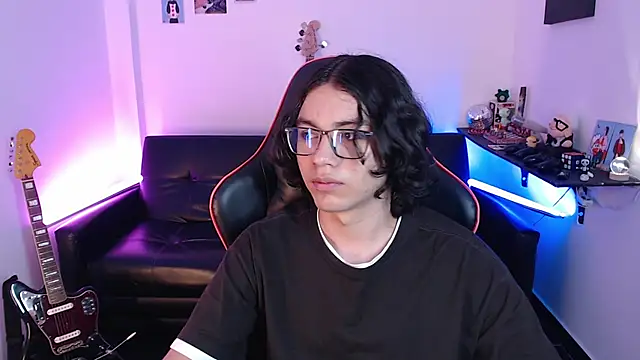 Snapshot of malik_harrison__ chatting on 21, 1, 2025 malik harrison   online show from 21, 1, 2025