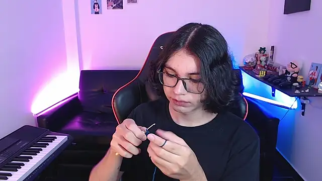 Snapshot of malik_harrison__ chatting on 6, 2, 2025 malik harrison   online show from 6, 2, 2025