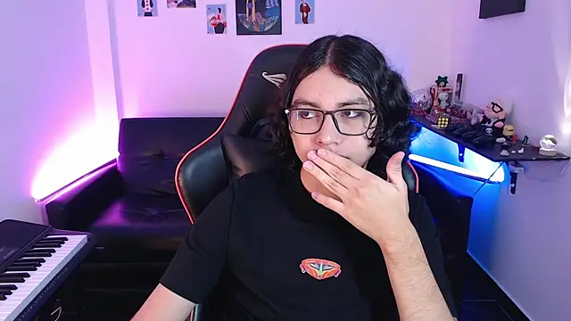 Snapshot of malik_harrison__ chatting on 7, 2, 2025 malik harrison   online show from 7, 2, 2025