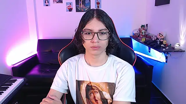 Snapshot of malik_harrison__ chatting on 10, 2, 2025 malik harrison   online show from 10, 2, 2025