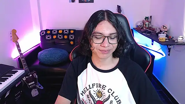 Snapshot of malik_harrison__ chatting on 15, 3, 2025 malik harrison   online show from 15, 3, 2025