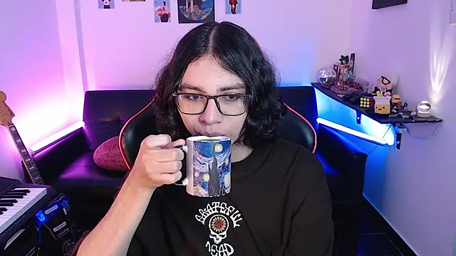 Snapshot of malik_harrison__ chatting on 17, 3, 2025 malik harrison   online show from 17, 3, 2025