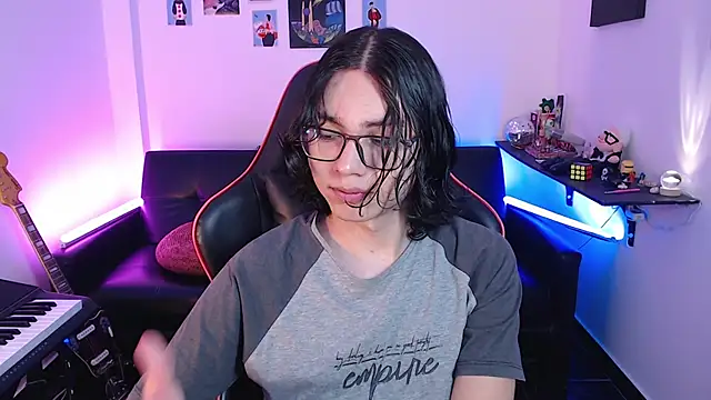 Snapshot of malik_harrison__ chatting on 19, 3, 2025 malik harrison   online show from 19, 3, 2025