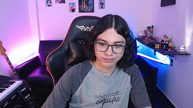 Snapshot of malik_harrison__ chatting on 19, 3, 2025 malik harrison   online show from 19, 3, 2025