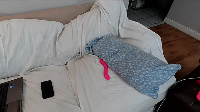 EmoDream1998 online show from 24, 1, 2025