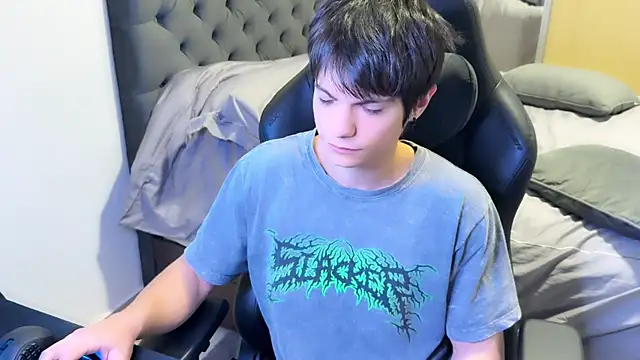 Snapshot of SasukeUhchiaa chatting on 27, 2, 2025 SasukeUhchiaa online show from 27, 2, 2025