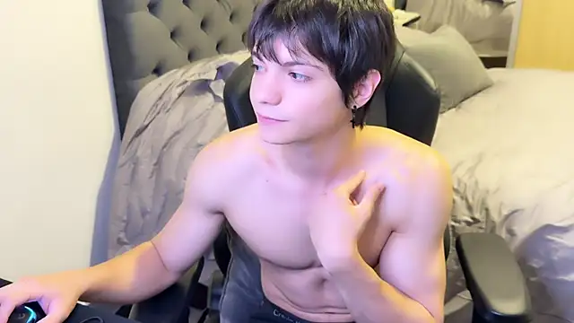 Snapshot of SasukeUhchiaa chatting on 6, 3, 2025 SasukeUhchiaa online show from 6, 3, 2025