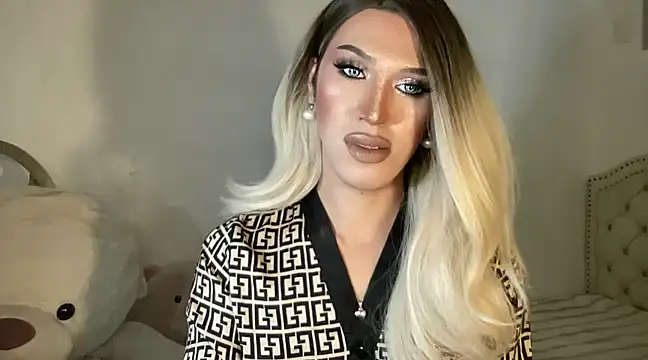 Ts glamxxxx online show from 11, 2, 2025