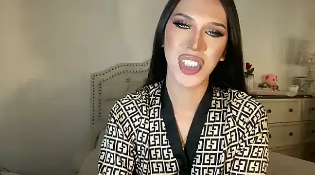 Ts glamxxxx online show from 26, 2, 2025