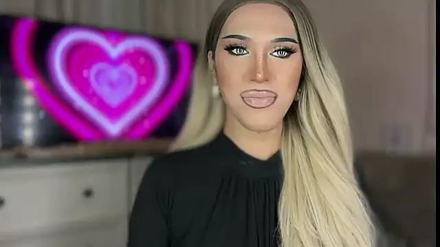 Ts glamxxxx online show from 18, 3, 2026