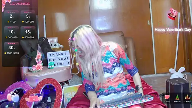 Snapshot of Skinygirl chatting on 3, 12, 2024 Skinygirl online show from 3, 12, 2024