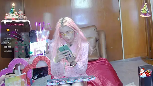 Snapshot of Skinygirl chatting on 31, 1, 2025 Skinygirl online show from 31, 1, 2025