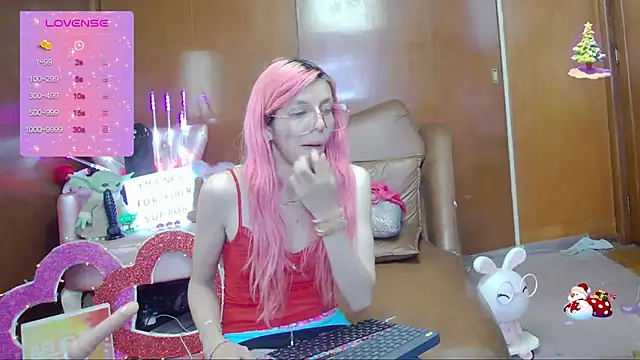 Snapshot of Skinygirl chatting on 24, 9, 2025 Skinygirl online show from 24, 9, 2025