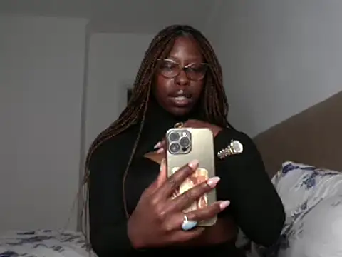 MadamIndigo online show from 7, 2, 2025