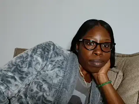 MadamIndigo online show from 19, 11, 2025