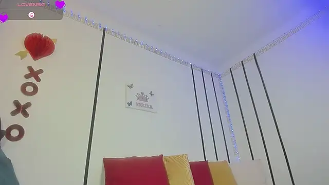 yelenaowens online show from 31, 10, 2025