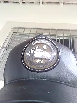 Peludo173317 online show from 7, 1, 2025