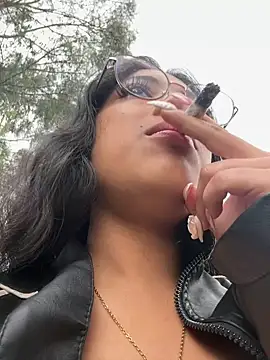 vaness weet online show from 11, 2, 2025