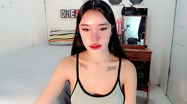 Snapshot of wiggle_nibble chatting on 13, 1, 2025 wiggle nibble online show from 13, 1, 2025