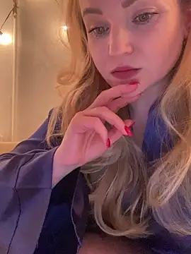 Lady  Maria online show from 4, 3, 2025