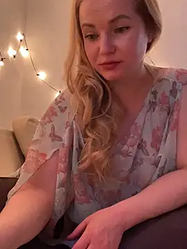 Lady  Maria online show from 9, 3, 2025