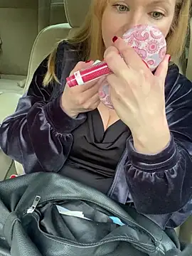 Lady  Maria online show from 13, 10, 2025