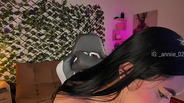 annie barozzi online show from 10, 1, 2025