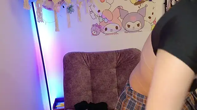 Snapshot of Loving_Ema_1 chatting on 24, 2, 2026 Loving Ema 1 online show from 24, 2, 2026