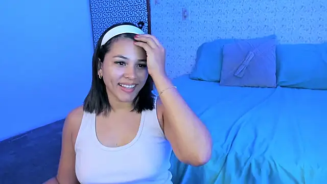 caylinhot7 online show from 17, 10, 2025