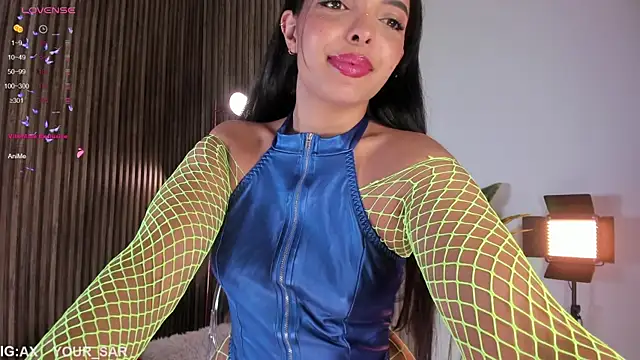 Snapshot of SaraFerrerx chatting on 17, 10, 2025 SaraFerrerx online show from 17, 10, 2025