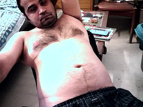 Snapshot of aksxi1 chatting on 14, 11, 2025 aksxi1 online show from 14, 11, 2025