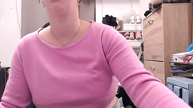 Amai Live online show from 7, 11, 2025