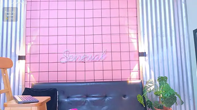 mensia hernandz online show from 14, 3, 2026