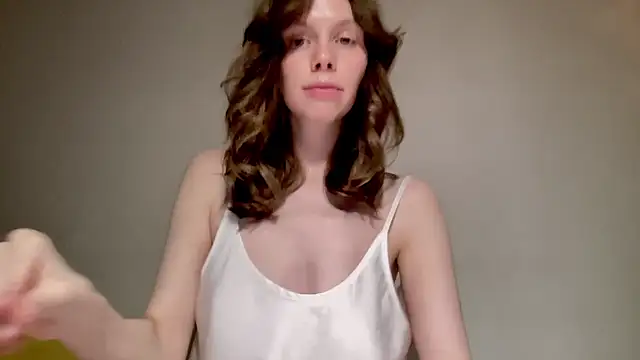 Nikki Mimimi online show from 7, 12, 2024