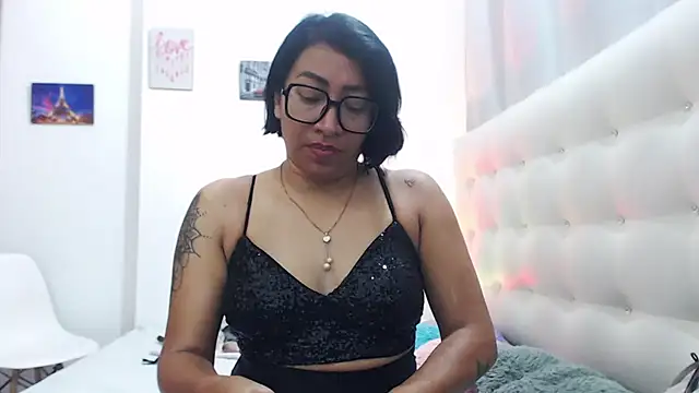 hornywife  online show from 19, 9, 2025