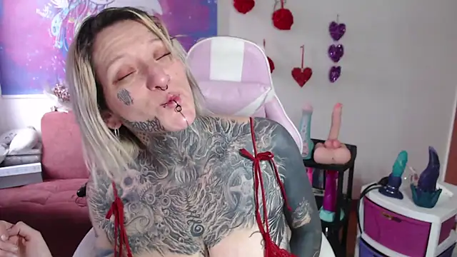 Snapshot of SLOPPYTITSS chatting on 15, 2, 2025 SLOPPYTITSS online show from 15, 2, 2025
