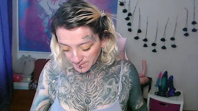 Snapshot of SLOPPYTITSS chatting on 28, 9, 2025 SLOPPYTITSS online show from 28, 9, 2025