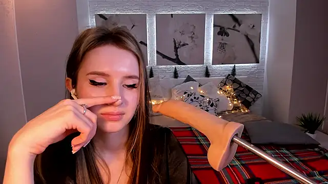 Betty June online show from 29, 12, 2024