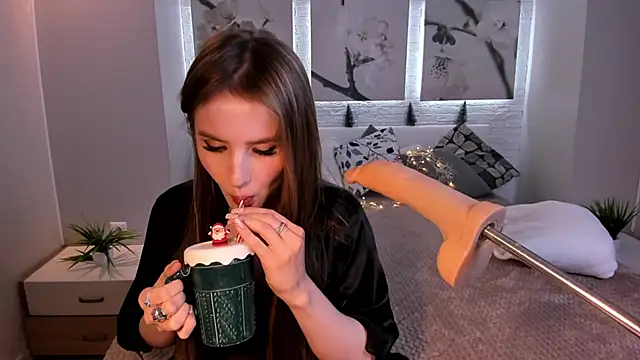 Betty June online show from 7, 1, 2025