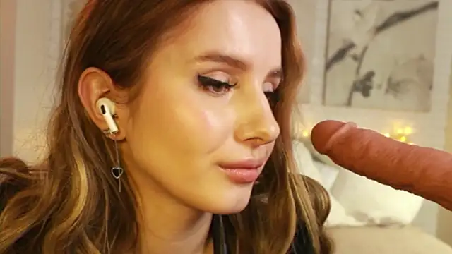 Betty June online show from 24, 2, 2025