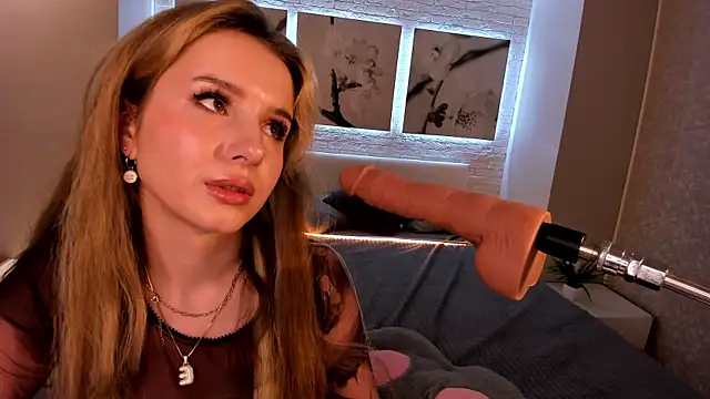 Betty June online show from 3, 10, 2025