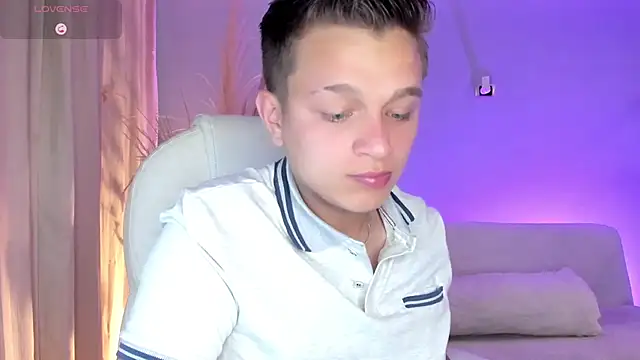 Snapshot of Tim_wolf chatting on 8, 2, 2025 Tim wolf online show from 8, 2, 2025