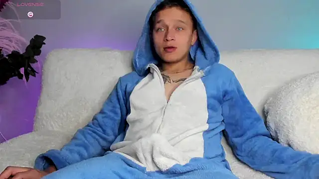 Snapshot of Tim_wolf chatting on 9, 2, 2025 Tim wolf online show from 9, 2, 2025